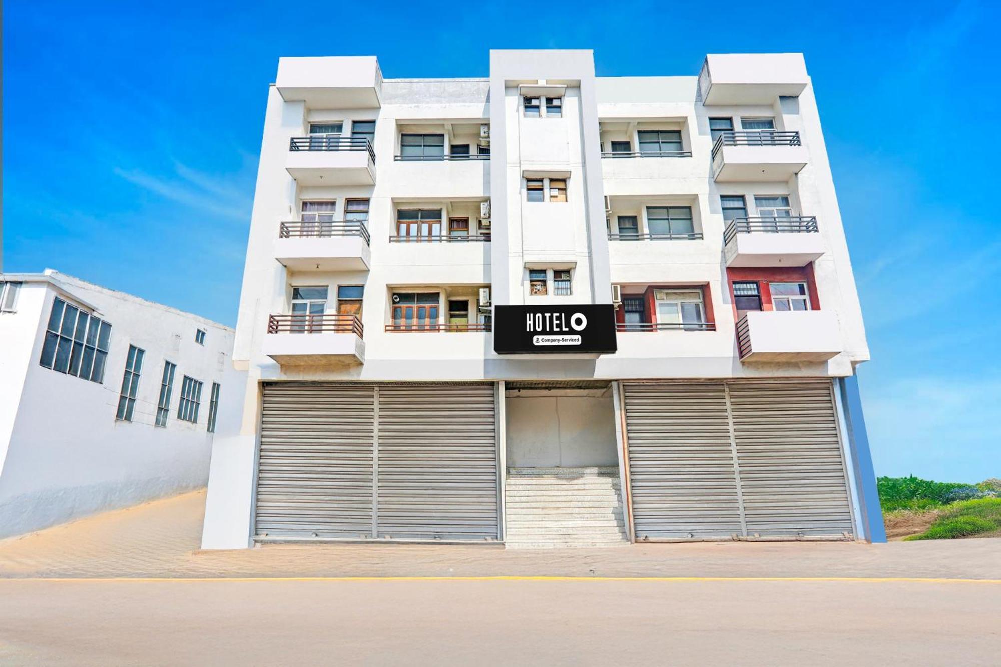 Super Hotel O Jankipuram Near Sahara State Formerly Basera Homes Hasanganj Exterior photo